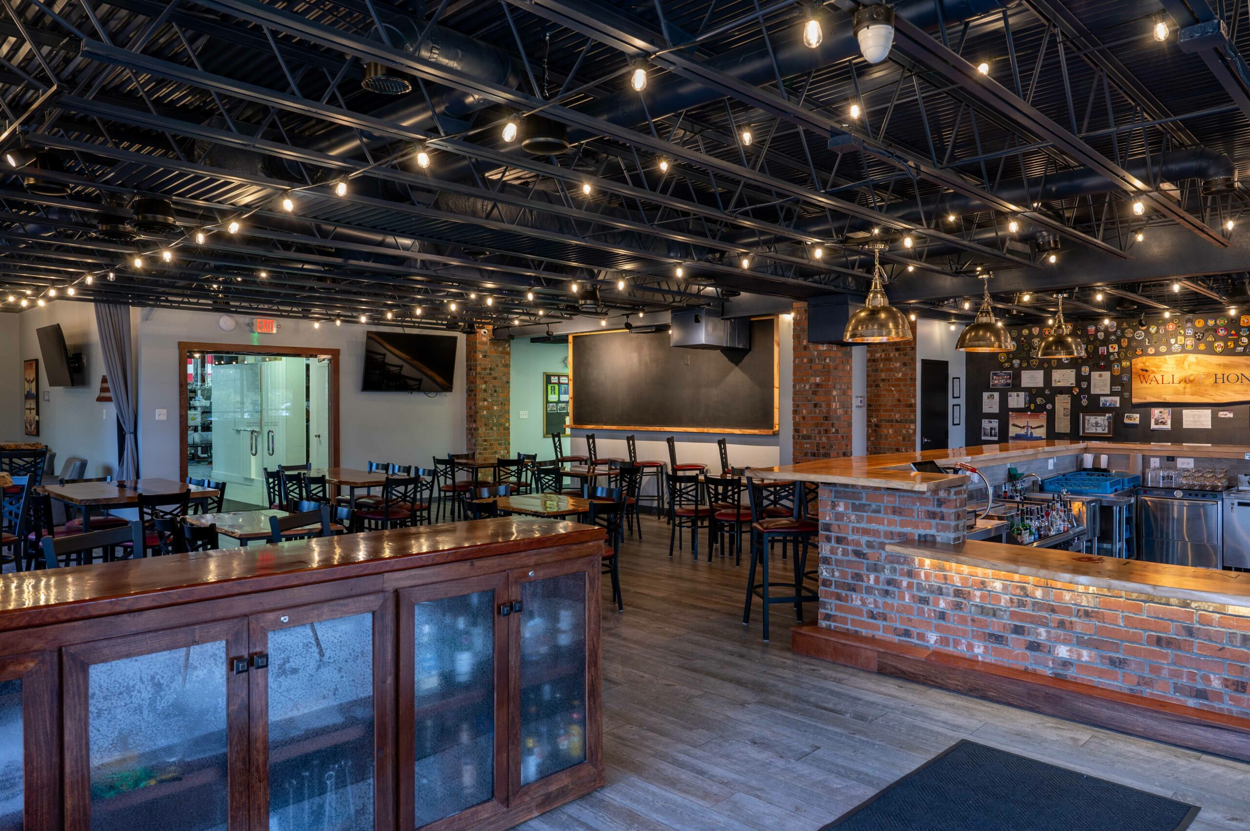 Craft Brewery Tasting Room